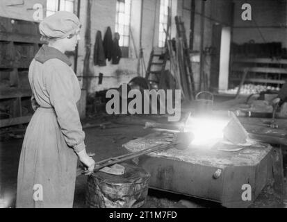 Costruzione navale durante la prima guerra mondiale Foto Stock