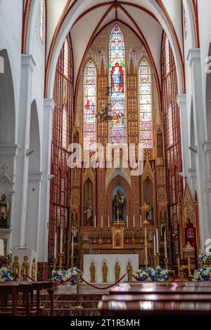 St Interni della cattedrale di Joseph, quartiere OLS, Hanoi, Vietnam Foto Stock