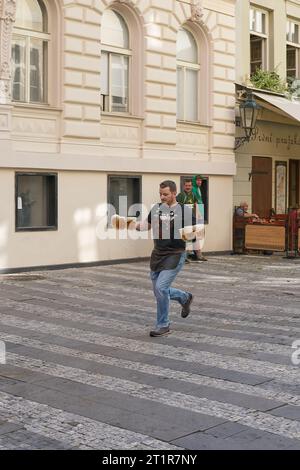 Concorso PINKASOVA NOČNÍ MŮRA dei camerieri più veloci del ristorante U Pinkasu di Praga Foto Stock