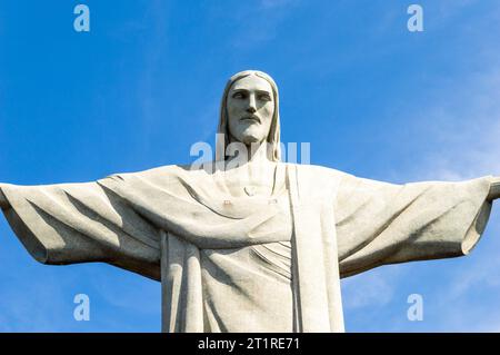 Rio de Janeiro, Brasile, agosto 2022. Dettaglio della statua del Cristo Redentore sul monte Corcovado a Rio de janeiro, Brasile. Simbolo della città Foto Stock