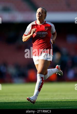 Beth Mead dell'Arsenal durante la partita di Super League femminile Barclays all'Emirates Stadium di Londra. Data foto: Domenica 15 ottobre 2023. Foto Stock