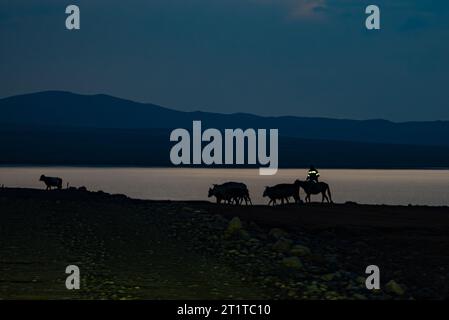 Statua di un leader su un cavallo in Kirghizistan Foto Stock