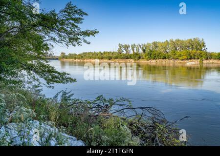 Fiume Missouri visto dal Steamboat Trace Trail vicino a Brownville, Nebraska Foto Stock