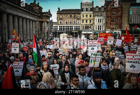 Free Palestine March, Edimburgo, 14/10/2023 Foto Stock