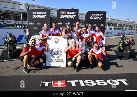 Lombok, Indonesia. 14 ottobre 2023. Gara di qualificazione e Sprint del Gran Premio di MotoGP dell'Indonesia sul circuito Pertamina Mandalika, Indonesia, 14 ottobre 2023 in foto: Ducati sigilla la corona dei costruttori Clasificacion y carrera al sprint del Gran Premio de Indonesia en el Pertamina Mandalika Circuit, Indonesia 14 de Octubre de 2023 POOL/ MotoGP.com/Cordon le immagini della stampa saranno esclusivamente per uso editoriale. Credito obbligatorio: © motogp.com credito: CORDON PRESS/Alamy Live News Foto Stock