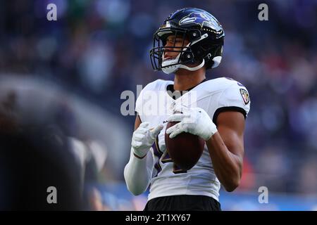 Tottenham Hotspur Stadium, Londra, Regno Unito. 15 ottobre 2023. NFL UK Football, Baltimore Ravens contro Tennessee Titans; Baltimore Ravens defensive back Kyle Hamilton (14) credito: Action Plus Sports/Alamy Live News Foto Stock