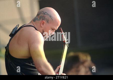 Milano Italia 1996-07-10 : il chitarrista Kerry King della band Slayer durante il concerto al Parco Acquatica Foto Stock