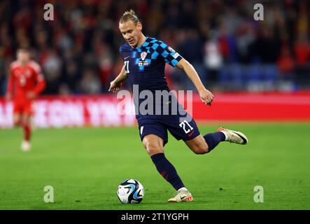 Cardiff, Regno Unito. 15 ottobre 2023. Domagoj Vida della Croazia durante la partita di qualificazione ai Campionati europei UEFA al Cardiff City Stadium di Cardiff. Il credito fotografico dovrebbe leggere: Darren Staples/Sportimage Credit: Sportimage Ltd/Alamy Live News Foto Stock