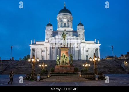Cattedrale di Helsinki di notte Foto Stock