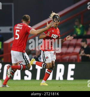 GOL 3-0, Sean Clare del Charlton Athletic goal Celebration dopo aver segnato per mettere il Charlton Athletic 3-0 in vantaggio. - Charlton Athletic contro Plymouth Argyle, Sky Bet League One, The Valley, Charlton, Regno Unito - 16 agosto 2022 solo per uso editoriale - si applicano restrizioni DataCo Foto Stock