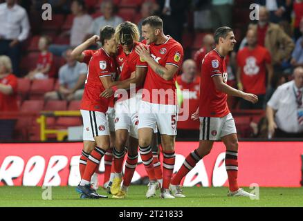 GOL 3-0, Sean Clare della festa del gol del Charlton Athletic. - Charlton Athletic contro Plymouth Argyle, Sky Bet League One, The Valley, Charlton, Regno Unito - 16 agosto 2022 solo per uso editoriale - si applicano restrizioni DataCo Foto Stock