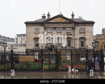 EDIMBURGO, Regno Unito - 15 SETTEMBRE 2023: Dundas House, sede legale della Royal Bank of Scotland Foto Stock