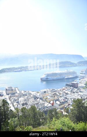 Paesaggi panoramici di Stavanger, Maloy, Nordfjordeid in Norvegia Foto Stock