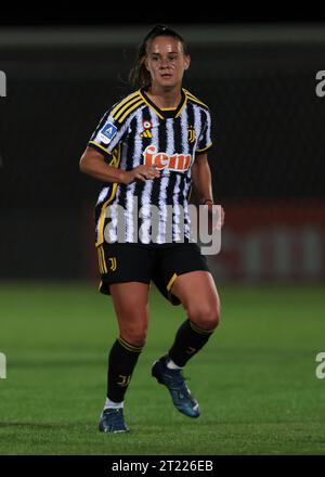 Biella, Italia. 15 ottobre 2023. Maelle Garbino della Juventus durante il match di serie A femminile allo Stadio Vittorio Pozzo di biella. Il credito fotografico dovrebbe leggere: Jonathan Moscrop/Sportimage Credit: Sportimage Ltd/Alamy Live News Foto Stock