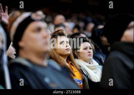 Wolves football tifosi emotivi - Sky Bet Football League One - Wolverhampton Wanderers contro Notts County 15/02/2014 Foto Stock