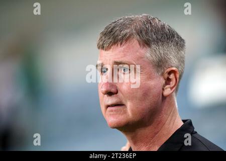 L'allenatore della Repubblica d'Irlanda Stephen Kenny durante la partita del gruppo B di qualificazione a Euro 2024 all'Estadio Algarve, Almancil. Data immagine: Lunedì 16 ottobre 2023. Foto Stock