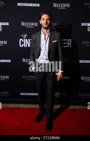 Il cast di 'The Critic' prima festa al Cinema Center di Marbl Toronto con: Ben Barnes Where: Toronto, Canada When: 11 Set 2023 Credit: Lu Chau/WENN Foto Stock