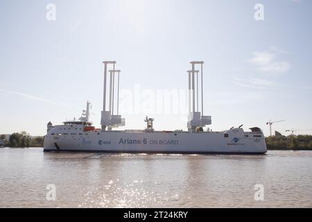 Bordeaux , Francia - 10 06 2023 : Canopee Canopy ariane Group jifmar nave cargo francese ArianeGroup nave cargo battezzata a Bordeaux utilizzata per tra Foto Stock
