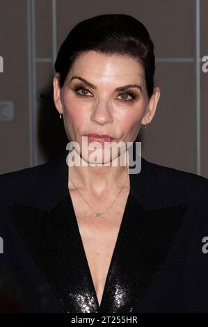 Julianna Marguiles bei der Verleihung der 17. Golden Heart Awards im Glasshouse. New York, USA. 16 ottobre 2023. *** Julianna Marguiles ai 17 Golden Heart Awards al Glasshouse New York, 16 10 2023. Foto:XB.xHinex/xFuturexImagex Heart 3006 credito: Imago/Alamy Live News Foto Stock