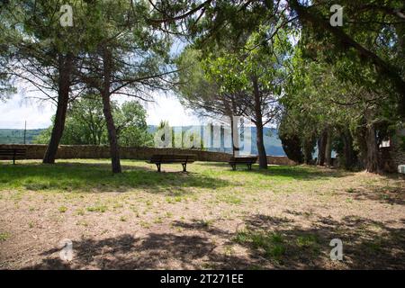 un bellissimo parco sopra bonnieux Foto Stock