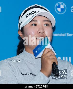 Paju, Corea del Sud. 17 ottobre 2023. Ryu Hae-Ran della Corea del Sud, conferenza stampa per i media del LPGA BMW Ladies Championship 2023 a Seowon Valley C.C a Paju, a nord di Seul, Corea del Sud, il 17 ottobre 2023. (Foto di: Lee Young-ho/Sipa USA) credito: SIPA USA/Alamy Live News Foto Stock