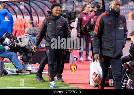 Bruxelles, Belgio. 16 ottobre 2023. BRUXELLES, BELGIO - 16 OTTOBRE: Lois Openda del Belgio prima del girone F - UEFA EURO 2024 European Qualifiers match tra Belgio e Svezia al King Baudouin Stadium il 16 ottobre 2023 a Bruxelles, Belgio. (Foto di Joris Verwijst/Agenzia BSR) credito: Agenzia BSR/Alamy Live News Foto Stock