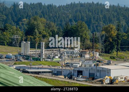 Vista degli uffici e delle strutture Bio Energy Washington (BEW) presso le strutture di King County Cedar Hills Regional Landfill, gestite dal King Count Foto Stock