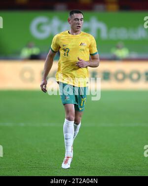 Lewis Miller dell'Australia & Hibernian. - Australia contro nuova Zelanda, International Friendly Match, Gtech Community Stadium, Brentford, Londra, Regno Unito - 17 ottobre 2023. Solo per uso editoriale - si applicano le restrizioni DataCo Foto Stock