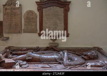 Besuch in der Stadt Salzburg in Österreich, AM 12.10.2023. DAS Bild zeigt das Hochgrab des Johann Werner von Raitenau in der Stiftskirche Sankt Peter in Salzburg 2023 - Besuch in der Stadt Salzburg in Österreich, AM 12.10.2023. *** Visita alla città di Salisburgo in Austria, il 12 10 2023 la foto mostra l'alta tomba di Johann Werner von Raitenau nella chiesa collegiata Sankt Peter a Salisburgo 2023 visita alla città di Salisburgo in Austria, il 12 10 2023 Foto Stock