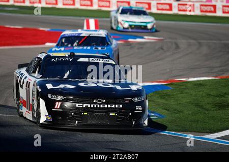 Concord, NC, USA. 7 ottobre 2023. Il driver della NASCAR Cup Xfinity Jordan Taylor (11) scende in pista per il Drive for the cure 250 presentato dalla BCBS al Charlotte Motor Speedway di Concord NC. (Immagine di credito: © Stephen A Arce Grindstone Media/ASP) SOLO USO EDITORIALE! Non per USO commerciale! Foto Stock