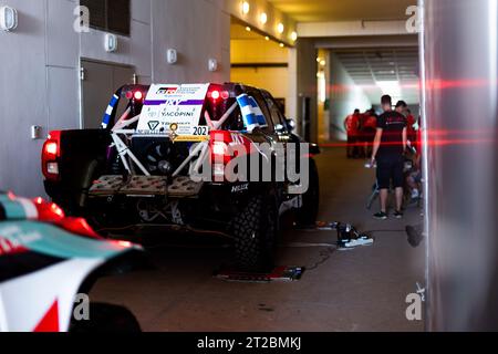 202 YACOPINI Juan Cruz (arg), OLIVERAS CARRERAS Daniel (spa), Toyota Hilux Overdrive, FIA W2RC, ambiance during the Administrative checks and Scrutineering of the Rallye du Maroc 2023, dall'11 al 12 ottobre 2023 ad Agadir, Marocco - foto Joao Filipe/DPPI Credit: DPPI Media/Alamy Live News Foto Stock