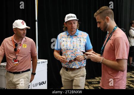 Miami, Stati Uniti d'America. 18 ottobre 2023. DORAL, FLORIDA - 18 OTTOBRE: Il capitano Cameron Smith dello Ripper GC è stato visto durante una conferenza stampa prima del LIV Golf Invitational - Miami al Trump National Doral Miami il 18 ottobre 2023 a Doral, Florida. (Foto di Alberto E. Tamargo/Sipa USA) credito: SIPA USA/Alamy Live News Foto Stock