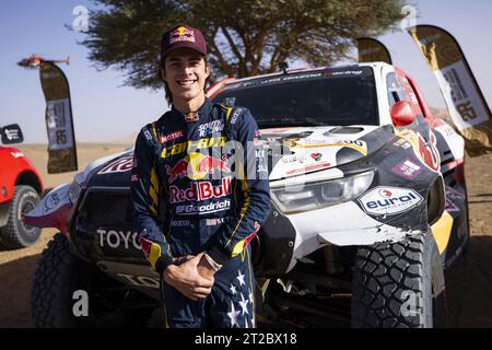 QUINTERO Seth (usa), Toyota Gazoo Racing, Toyota GR DKR Hilux, FIA W2RC, ritratto durante i prossimi tryouts FIA W2RC del Rallye du Maroc 2023, il 18 ottobre 2023 intorno a Merzouga, Marocco Foto Stock