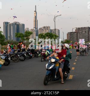 Flying Kites a ho chi Minh City è un grande evento sociale Foto Stock