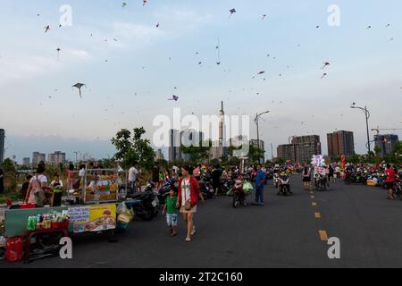 Flying Kites a ho chi Minh City è un grande evento sociale Foto Stock