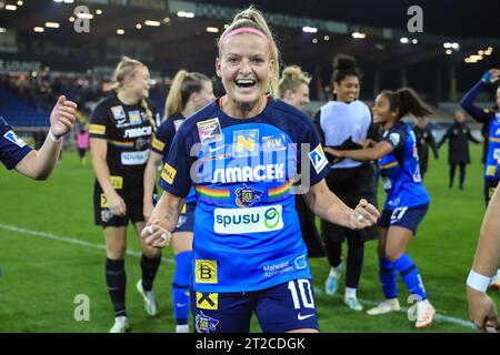 A Happy Isabelle Meyer (10 SKN St Polten) dopo la partita di qualificazione della UEFA Womens Champions League St Polten vs Valur all'NV Arena St Polten (Tom Seiss/ SPP) credito: SPP Sport Press Photo. /Alamy Live News Foto Stock