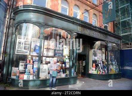 Dublino, Irlanda. 29 settembre 2023. 20230929: Vista dell'entrata della libreria Hodges Figgis e del negozio a Dublino, Irlanda. (Immagine di credito: © Chuck Myers/ZUMA Press Wire) SOLO USO EDITORIALE! Non per USO commerciale! Foto Stock