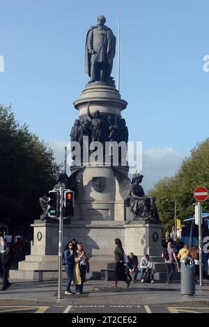 Dublino, Irlanda. 29 settembre 2023. 20230929: Il monumento Daniel o'Connell in OÃConnell Street, di fronte al ponte OÃConnell, è visibile nel pomeriggio a Dublino, in Irlanda. (Immagine di credito: © Chuck Myers/ZUMA Press Wire) SOLO USO EDITORIALE! Non per USO commerciale! Foto Stock