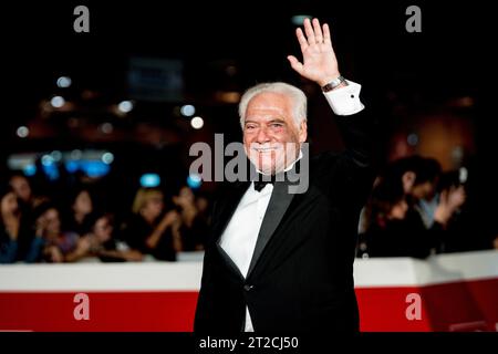 ROMA, ITALIA - 18 OTTOBRE: Giorgio Colangeli partecipa alla cerimonia di apertura e al tappeto rosso "c'è ancora domani" del 18° Festival del Cinema di Roma all'Auditoriu Foto Stock