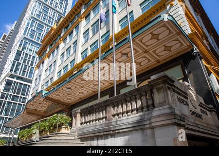 Edificio dei tribunali del Downing Centre nel centro di Sydney per le questioni locali e distrettuali del governo statale, New South Wales, Australia Foto Stock