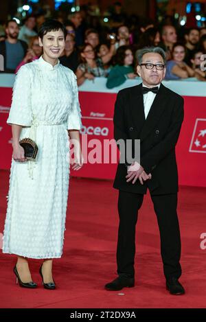 News - cerimonia di apertura del 18° Festival del Cinema di Roma presso l'Auditorium Parco della musica Shigeru Umebayashi partecipa alla cerimonia di apertura del 18° Festival del Cinema di Roma presso l'Auditorium Parco della musica il 18 ottobre 2023 a Roma. Foto di Fabrizio Corradetti/LiveMedia Roma Auditorium Parco della musica Italia Copyright: xFabrizioxCorradettix/xLiveMediax LPN 1092384 credito: Imago/Alamy Live News Foto Stock