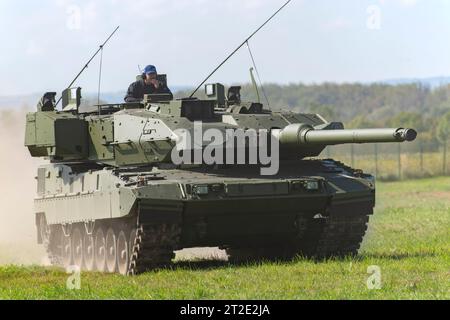 Leopard 2A7V Tank ai NATO Days 2023 a Ostrava, Repubblica Ceca Foto Stock