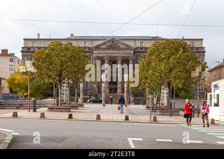 Limoges, Francia - 9 novembre 2019: La Corte d'appel de Limoges (Tribunale comunale) si occupa di cause giudicate dai tribunali della sua giurisdizione che Foto Stock