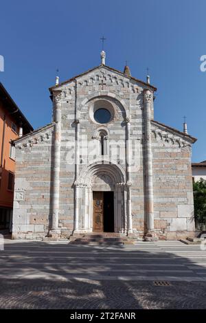 Sant'Andrea, chiesa romanica del XII secolo, Toscolano-Maderno, riva occidentale del Lago di Garda, Lombardia, provincia di Brescia, Italia Foto Stock