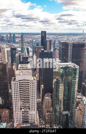 New York, United States Â», 5 gennaio 2020: Top of the Rock a New York, vista generale del mix di edifici di Manhattan Foto Stock