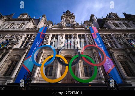 Logo Rugby, Coppa del mondo, Coppa del mondo 2023, anelli olimpici, Giochi olimpici, logo, in occasione delle Olimpiadi del 2024 a Parigi, Municipio, Hotel de Ville Foto Stock