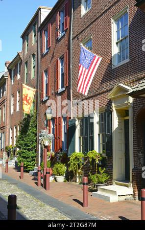 Elfreth's Alley, la più antica strada residenziale del paese, National Historic Landmark, Philadelphia, Pennsylvania, Stati Uniti Foto Stock