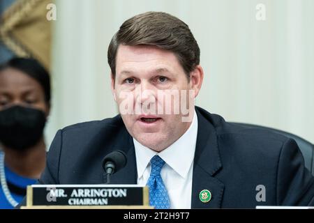 Washington, Stati Uniti. 19 ottobre 2023. Rappresentante degli Stati Uniti Jodey Arrington (R-TX) che parla in un'audizione della House budget Committee presso il Campidoglio degli Stati Uniti. Credito: SOPA Images Limited/Alamy Live News Foto Stock