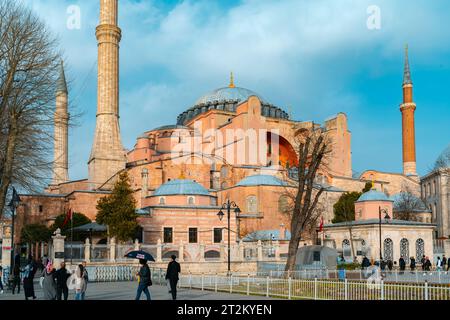 ISTANBUL, TURCHIA - 1 APRILE 2022: Museo Ayasofya a Istanbul, Turchia Foto Stock