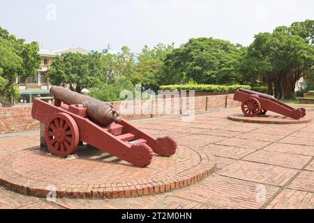 Tainan City, Taiwan, 15 settembre 2023. Vecchio cannone al forte di Anping. Foto Stock